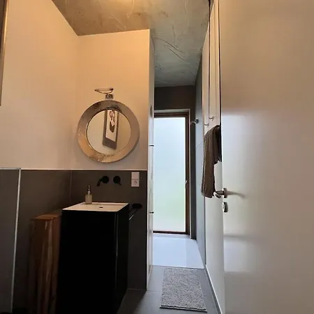 House On The River * Вердер